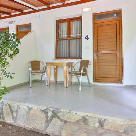 Simge Pension Чирали Екстер'єр фото