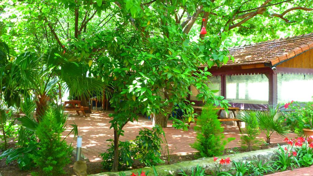Simge Pension Чирали Екстер'єр фото