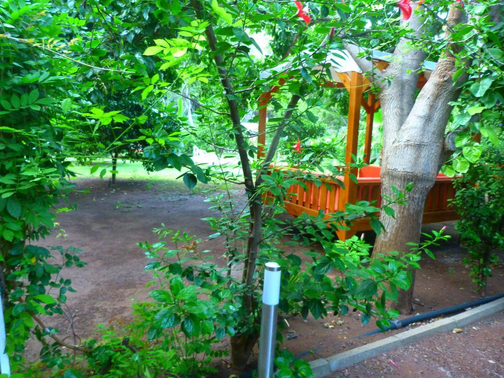 Simge Pension Чирали Екстер'єр фото
