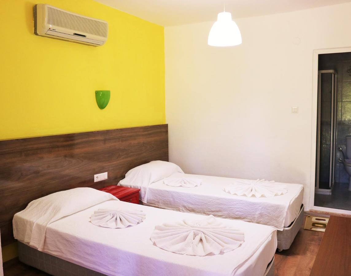 Simge Pension Чирали Екстер'єр фото